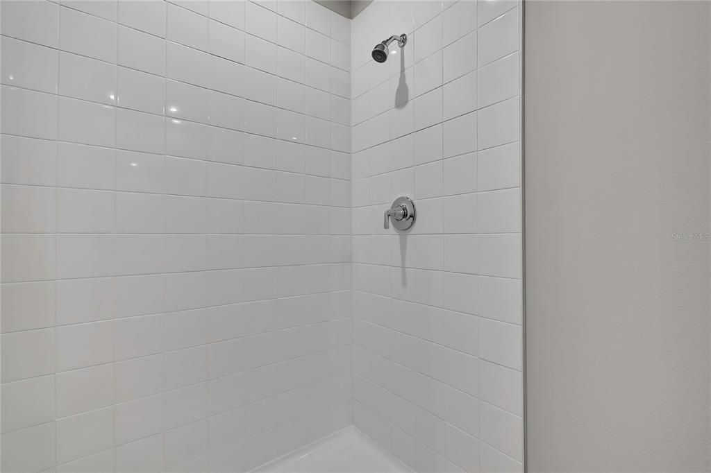 На продажу: $249,900 (3 спален, 2 ванн, 1450 Квадратных фут)