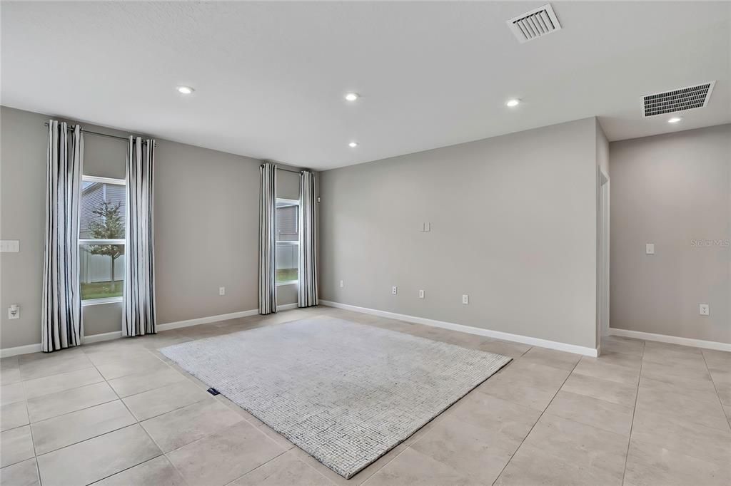 На продажу: $249,900 (3 спален, 2 ванн, 1450 Квадратных фут)