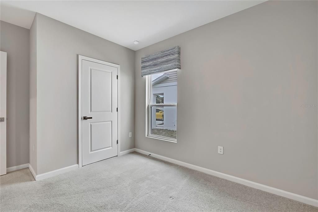 На продажу: $249,900 (3 спален, 2 ванн, 1450 Квадратных фут)