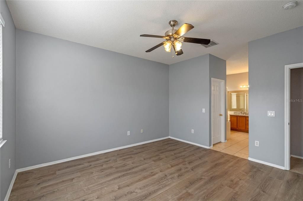 待售: $374,900 (3 贝兹, 2 浴室, 1699 平方英尺)