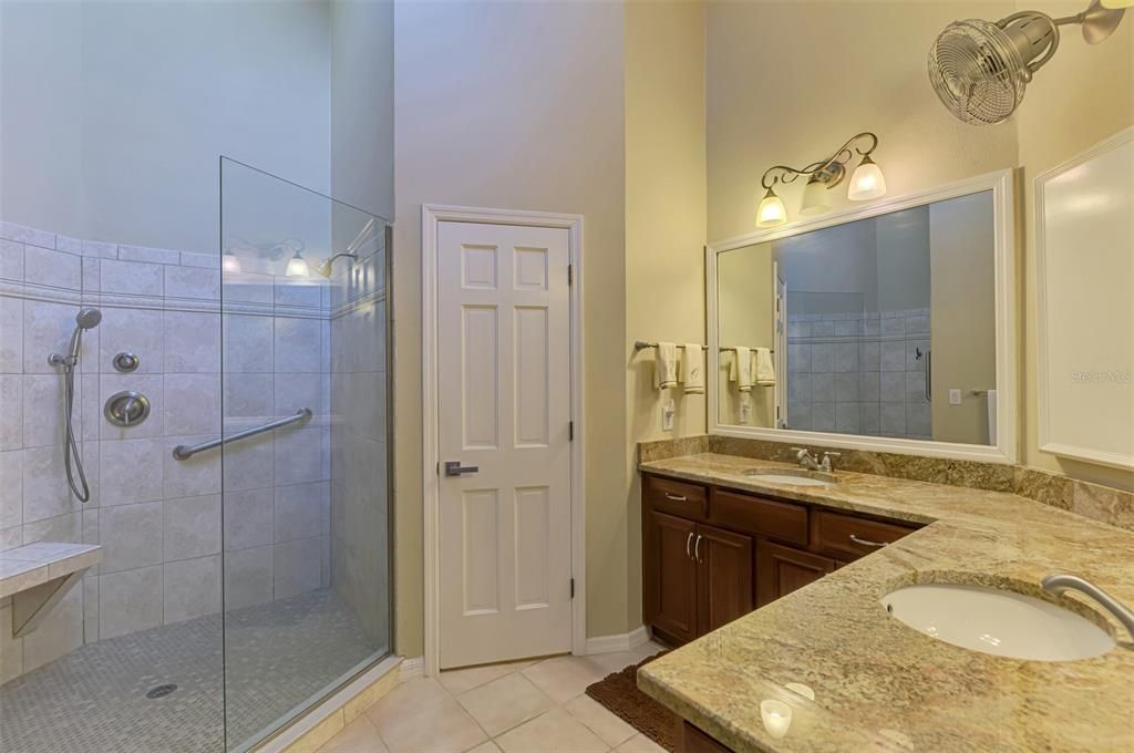 待售: $639,900 (3 贝兹, 2 浴室, 3009 平方英尺)