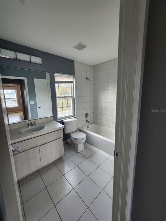 En Renta: $2,400 (3 camas, 2 baños, 1512 Pies cuadrados)