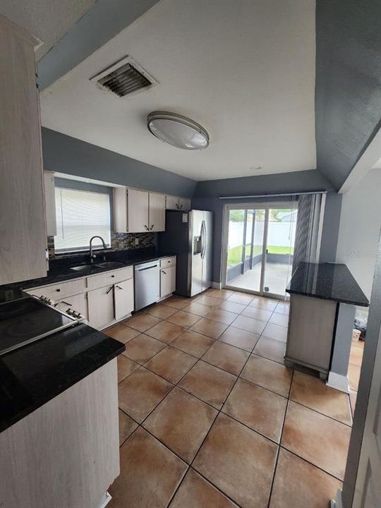 En Renta: $2,400 (3 camas, 2 baños, 1512 Pies cuadrados)