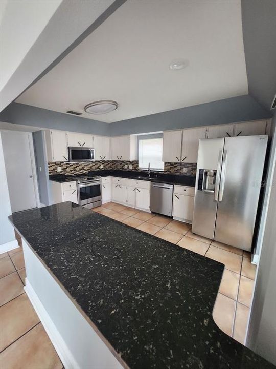 En Renta: $2,400 (3 camas, 2 baños, 1512 Pies cuadrados)