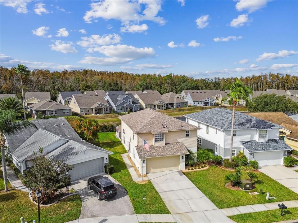 待售: $450,000 (3 贝兹, 2 浴室, 2272 平方英尺)