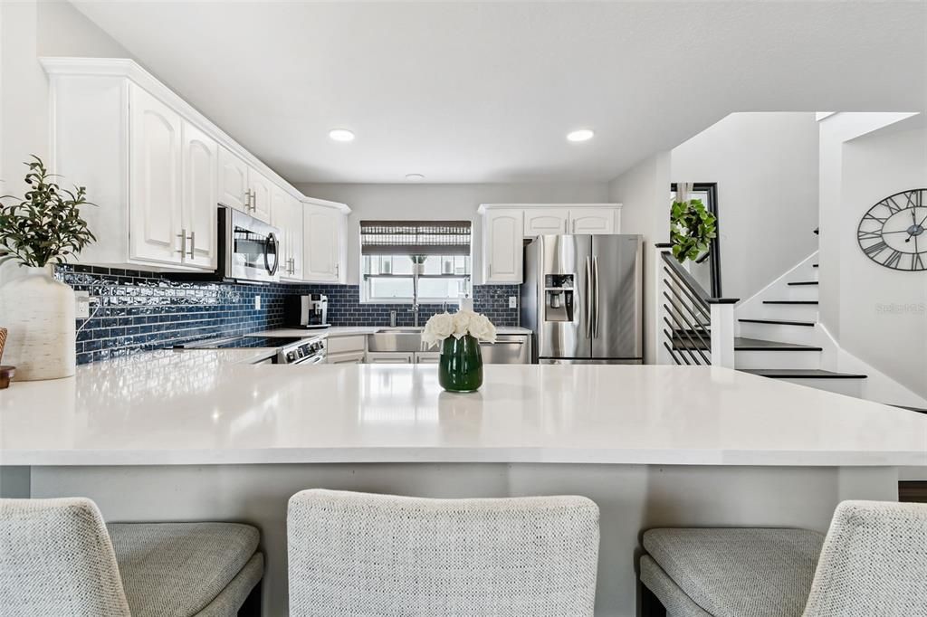 待售: $450,000 (3 贝兹, 2 浴室, 2272 平方英尺)