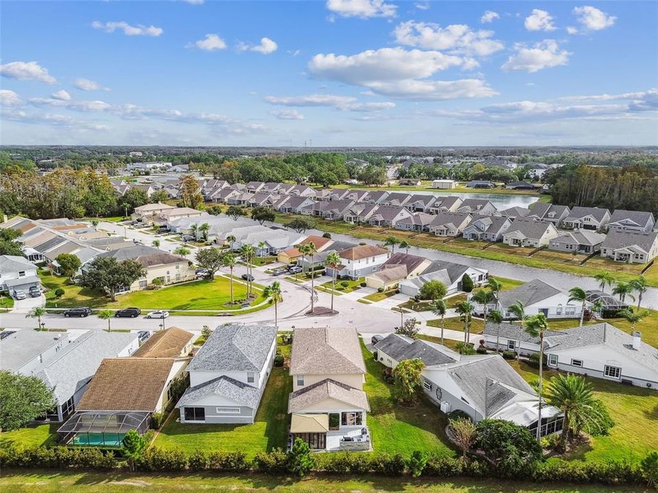 待售: $450,000 (3 贝兹, 2 浴室, 2272 平方英尺)