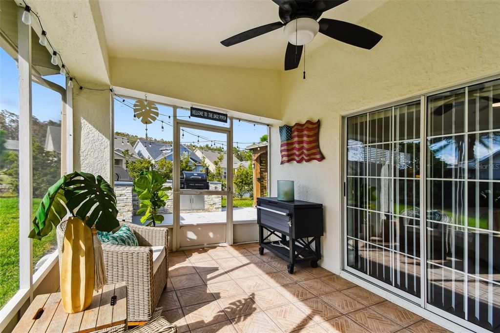 待售: $450,000 (3 贝兹, 2 浴室, 2272 平方英尺)