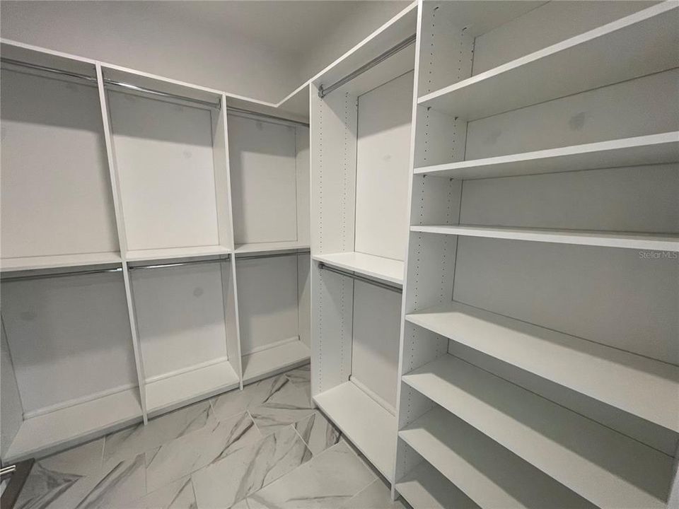 待售: $409,900 (4 贝兹, 2 浴室, 1810 平方英尺)