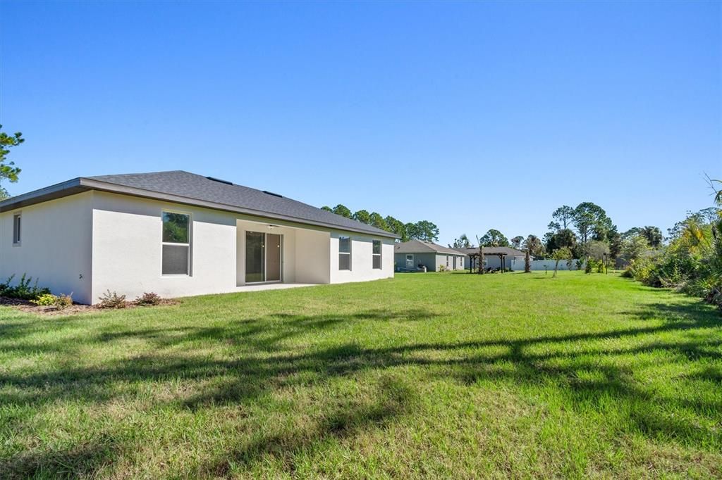 For Sale: $399,900 (4 beds, 2 baths, 1800 Square Feet)