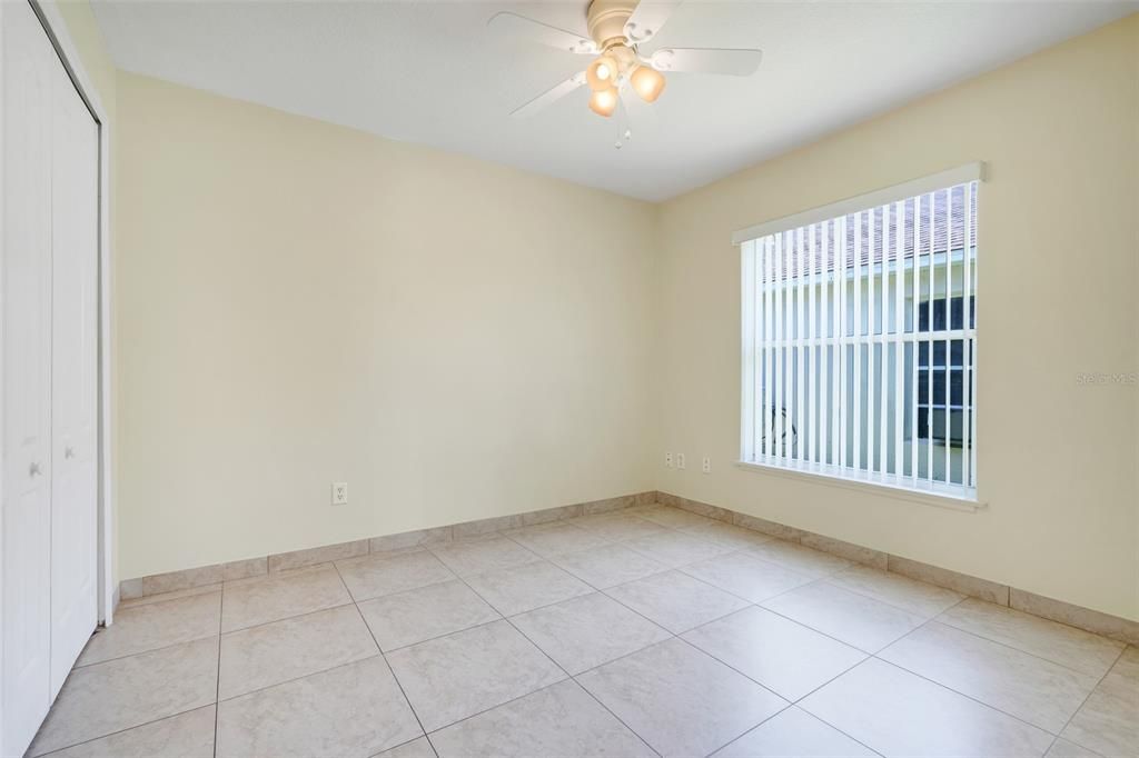 На продажу: $405,000 (3 спален, 2 ванн, 1858 Квадратных фут)