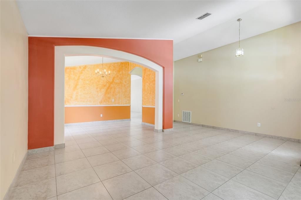 На продажу: $405,000 (3 спален, 2 ванн, 1858 Квадратных фут)