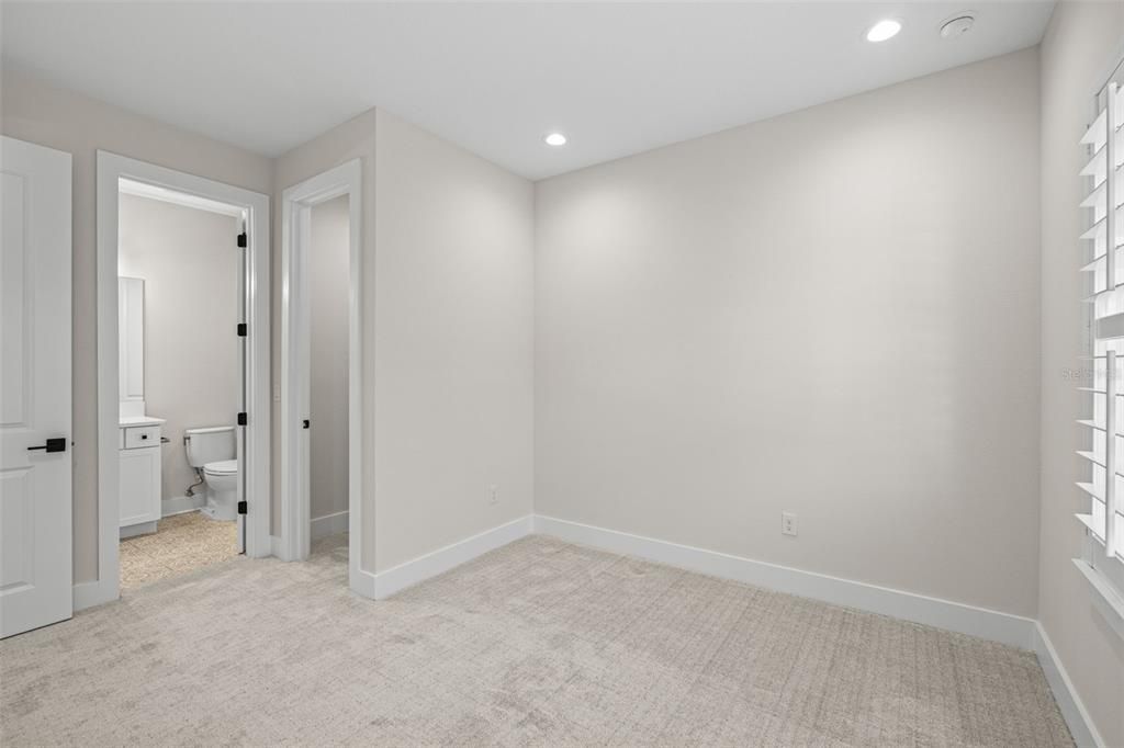 En Venta: $499,000 (3 camas, 2 baños, 1511 Pies cuadrados)