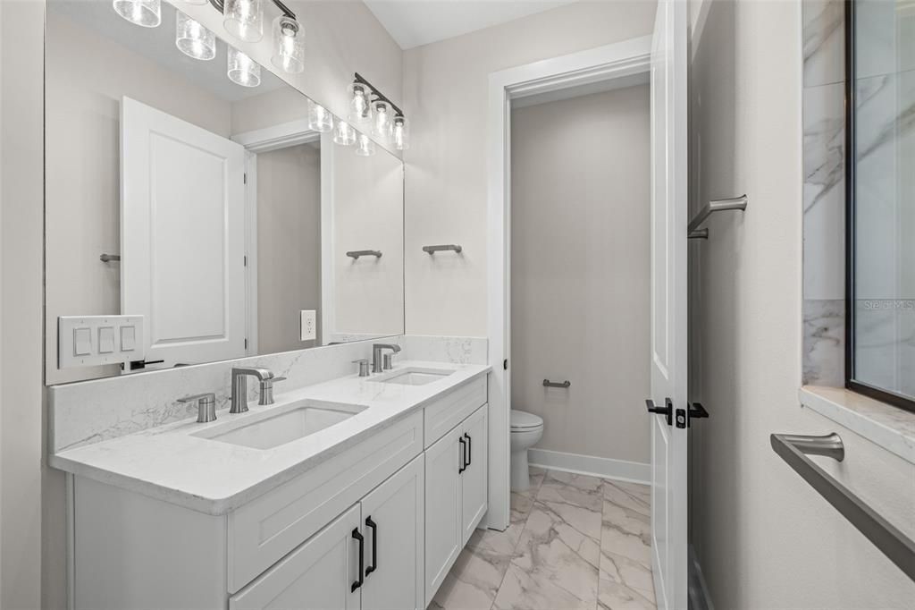 En Venta: $499,000 (3 camas, 2 baños, 1511 Pies cuadrados)