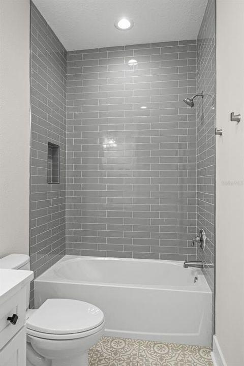 En Venta: $499,000 (3 camas, 2 baños, 1511 Pies cuadrados)