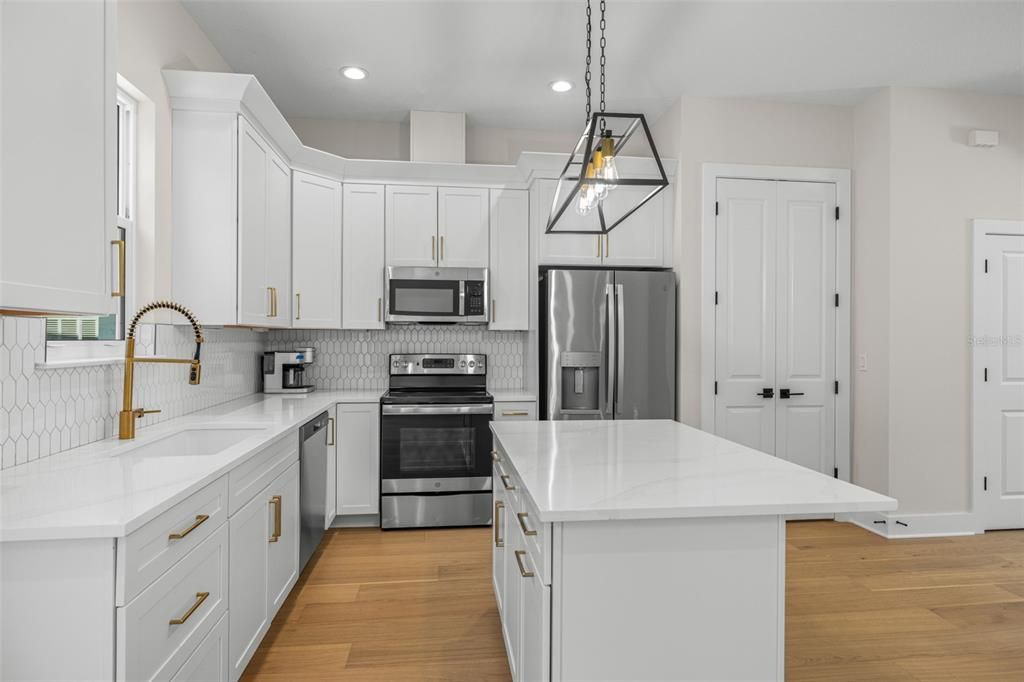 En Venta: $499,000 (3 camas, 2 baños, 1511 Pies cuadrados)