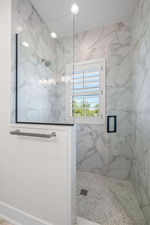 En Venta: $499,000 (3 camas, 2 baños, 1511 Pies cuadrados)