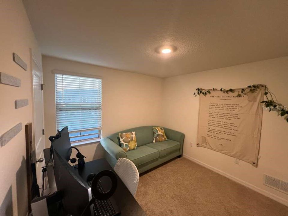 For Sale: $455,000 (3 beds, 2 baths, 1654 Square Feet)