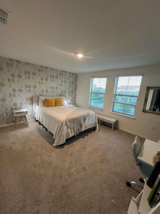 For Sale: $455,000 (3 beds, 2 baths, 1654 Square Feet)