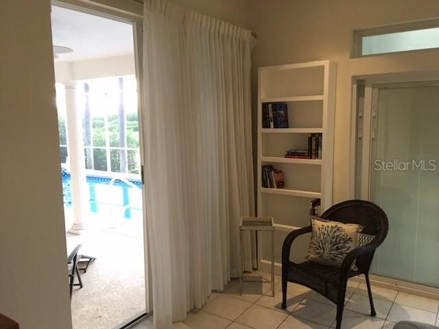 For Sale: $560,000 (3 beds, 2 baths, 2161 Square Feet)