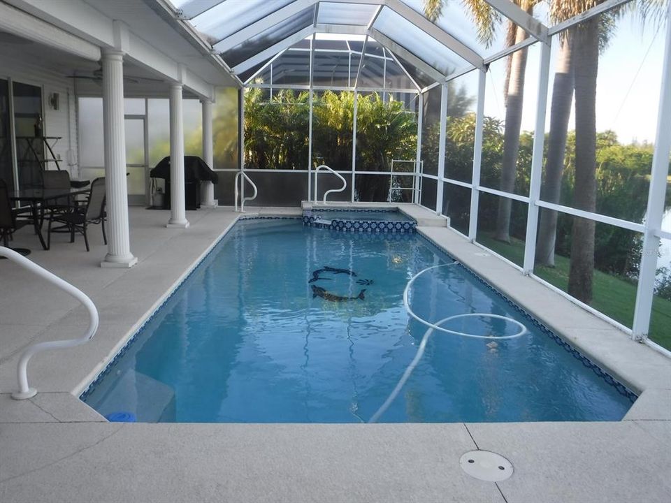 For Sale: $560,000 (3 beds, 2 baths, 2161 Square Feet)