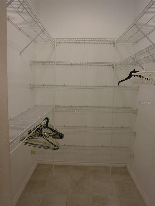 For Sale: $560,000 (3 beds, 2 baths, 2161 Square Feet)