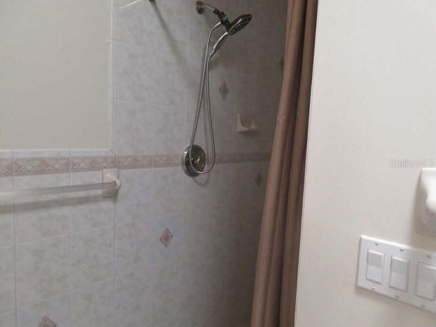 For Sale: $560,000 (3 beds, 2 baths, 2161 Square Feet)