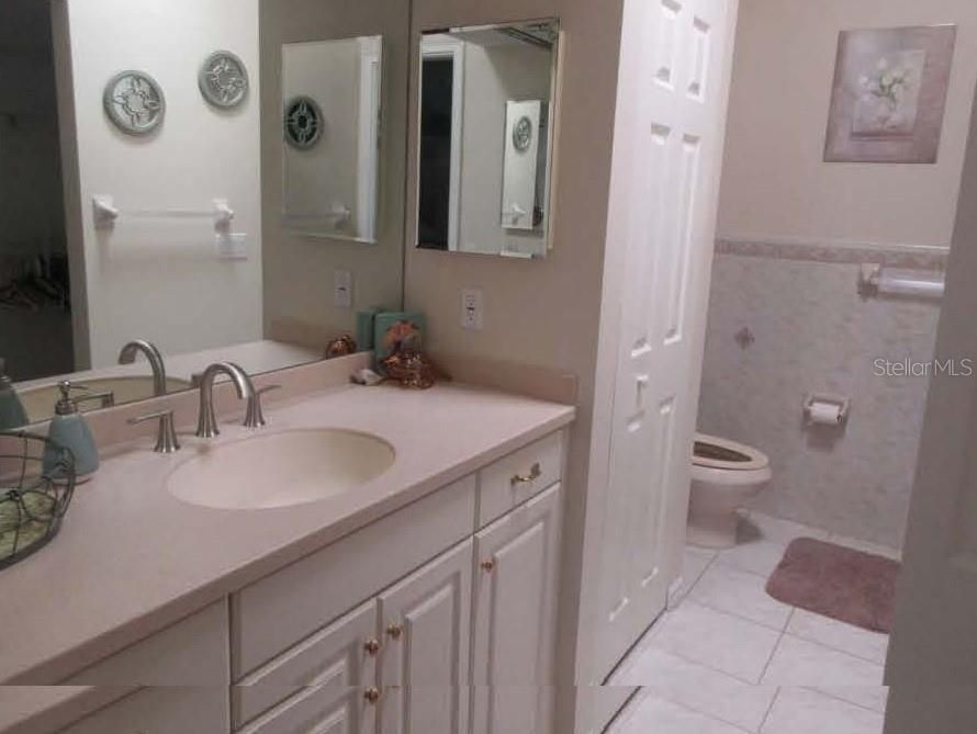 For Sale: $560,000 (3 beds, 2 baths, 2161 Square Feet)