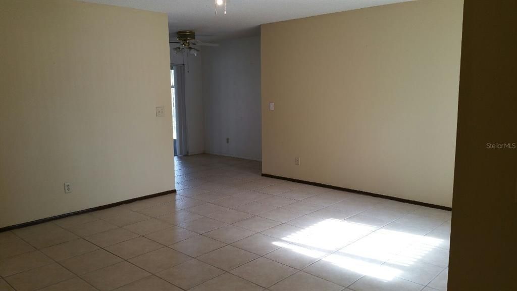 For Rent: $2,100 (3 beds, 2 baths, 1190 Square Feet)