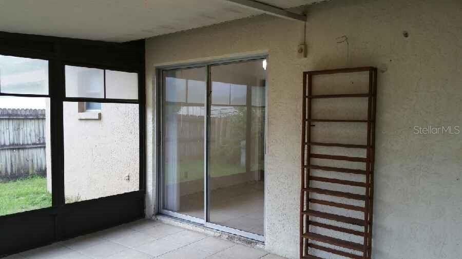 For Rent: $2,100 (3 beds, 2 baths, 1190 Square Feet)