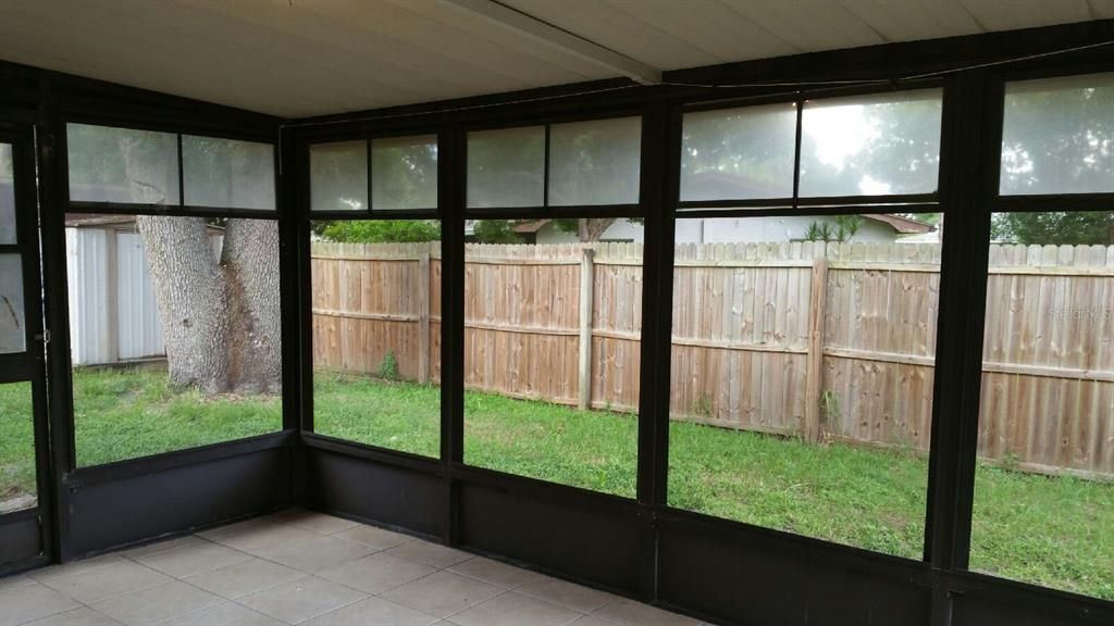 For Rent: $2,100 (3 beds, 2 baths, 1190 Square Feet)