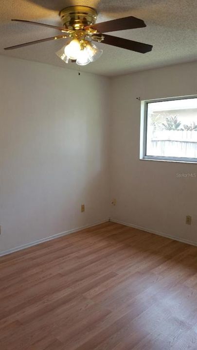 For Rent: $2,100 (3 beds, 2 baths, 1190 Square Feet)