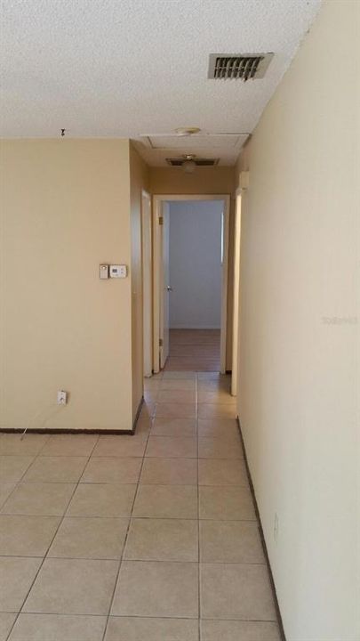 For Rent: $2,100 (3 beds, 2 baths, 1190 Square Feet)