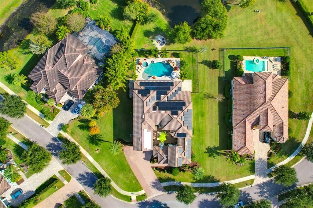 For Sale: $2,550,000 (5 beds, 6 baths, 5677 Square Feet)