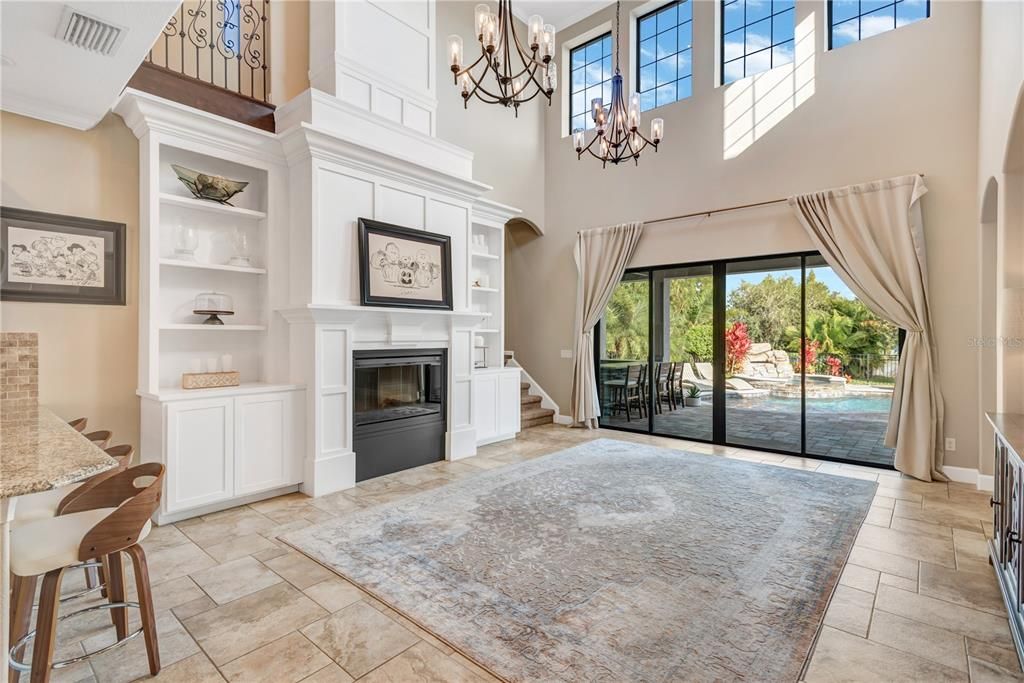 For Sale: $2,550,000 (5 beds, 6 baths, 5677 Square Feet)