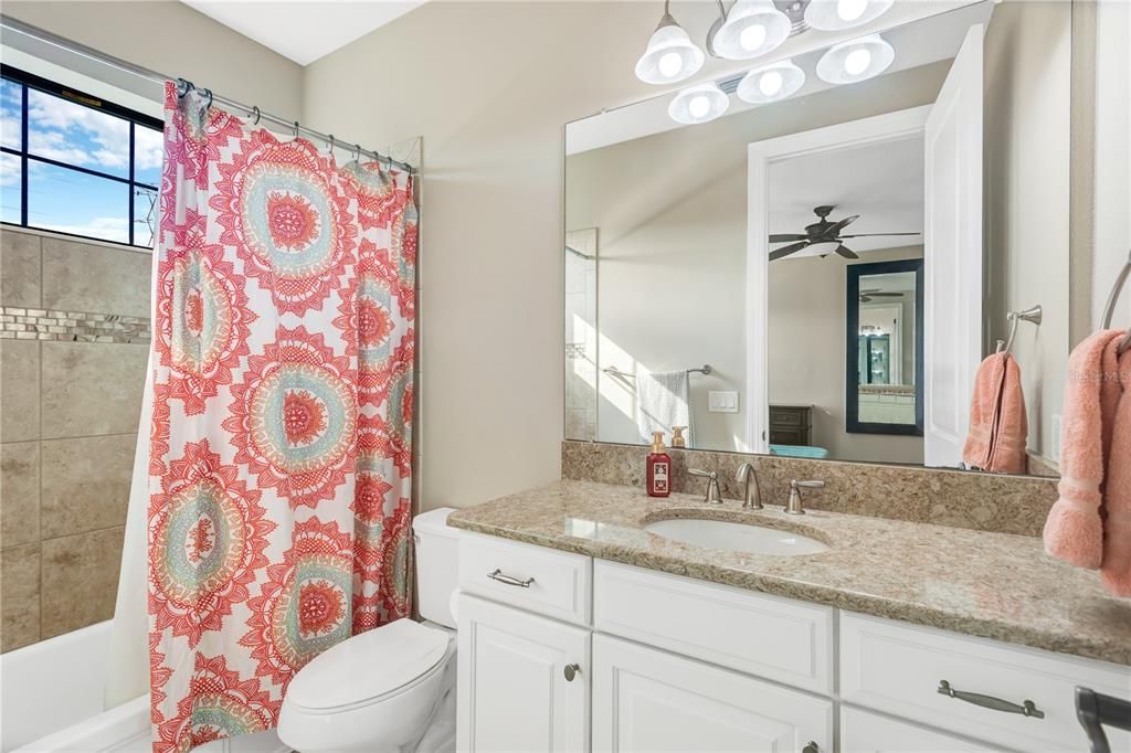 For Sale: $2,550,000 (5 beds, 6 baths, 5677 Square Feet)