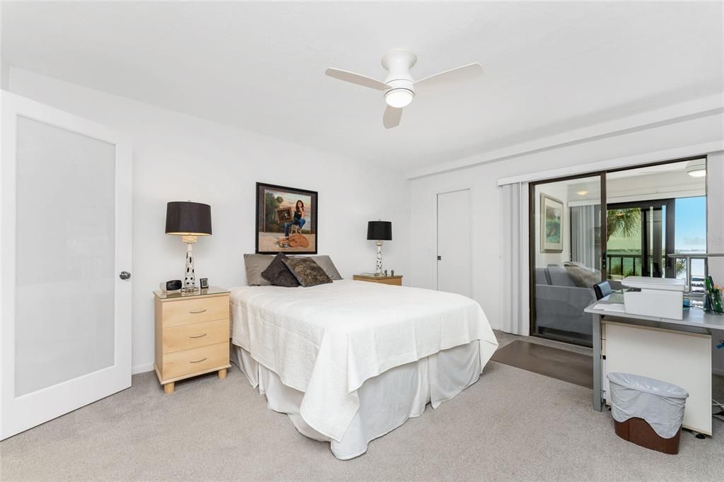 待售: $425,000 (2 贝兹, 2 浴室, 1222 平方英尺)