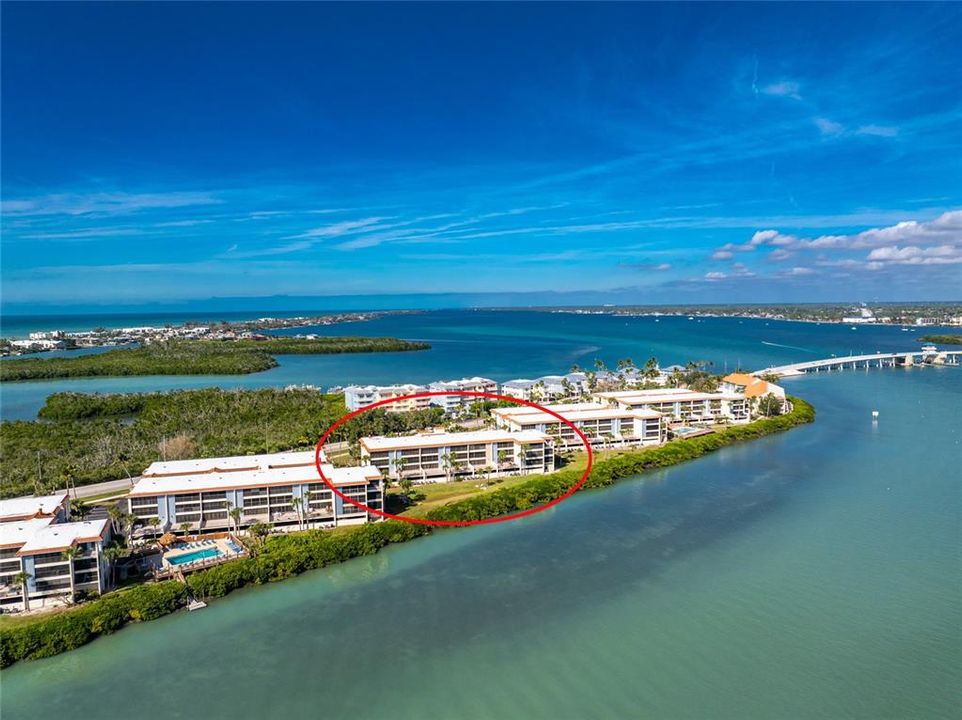 待售: $425,000 (2 贝兹, 2 浴室, 1222 平方英尺)