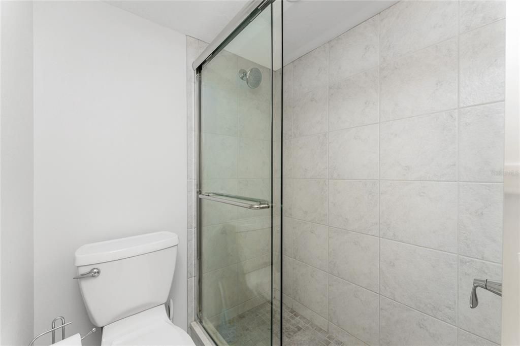 待售: $425,000 (2 贝兹, 2 浴室, 1222 平方英尺)