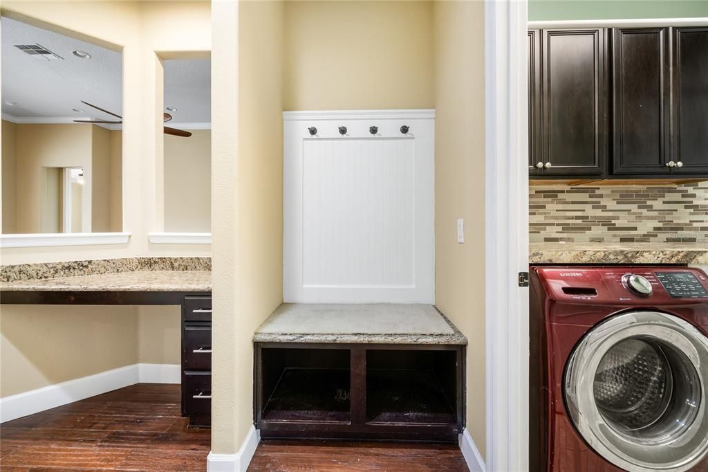 For Sale: $759,900 (4 beds, 3 baths, 2425 Square Feet)