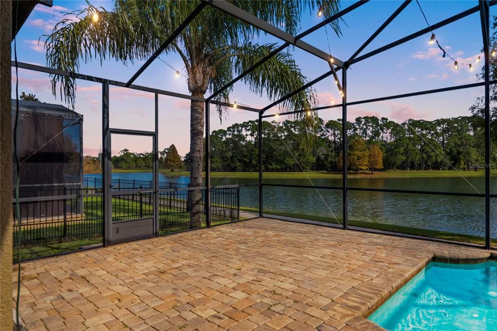 For Sale: $759,900 (4 beds, 3 baths, 2425 Square Feet)