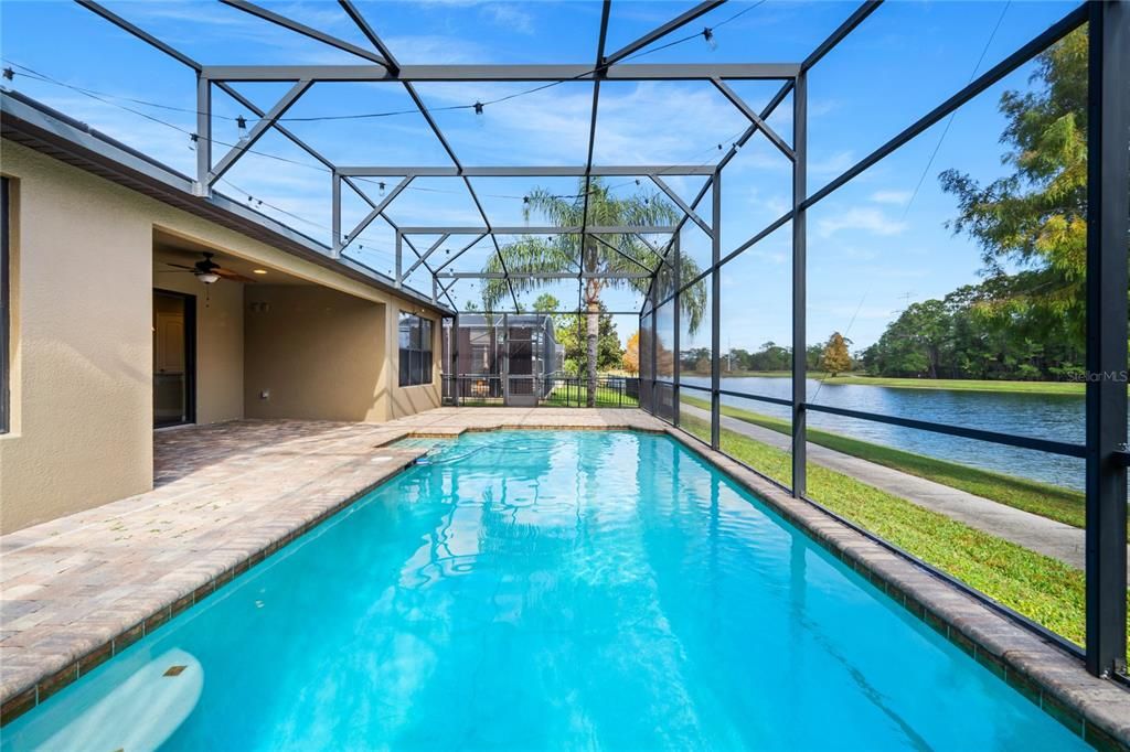 For Sale: $759,900 (4 beds, 3 baths, 2425 Square Feet)