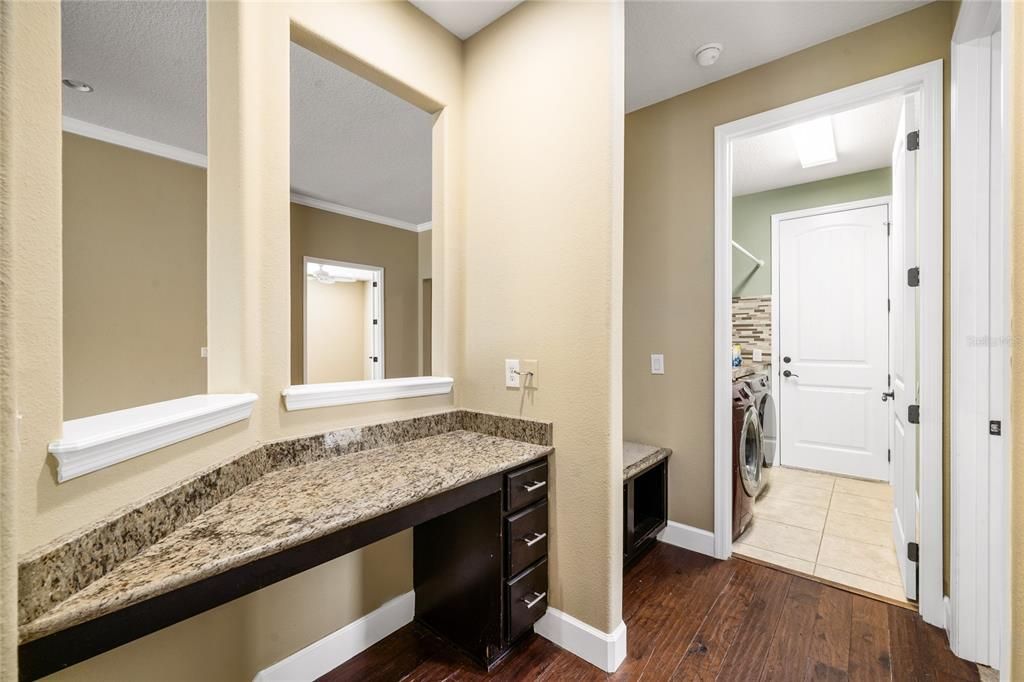 For Sale: $759,900 (4 beds, 3 baths, 2425 Square Feet)