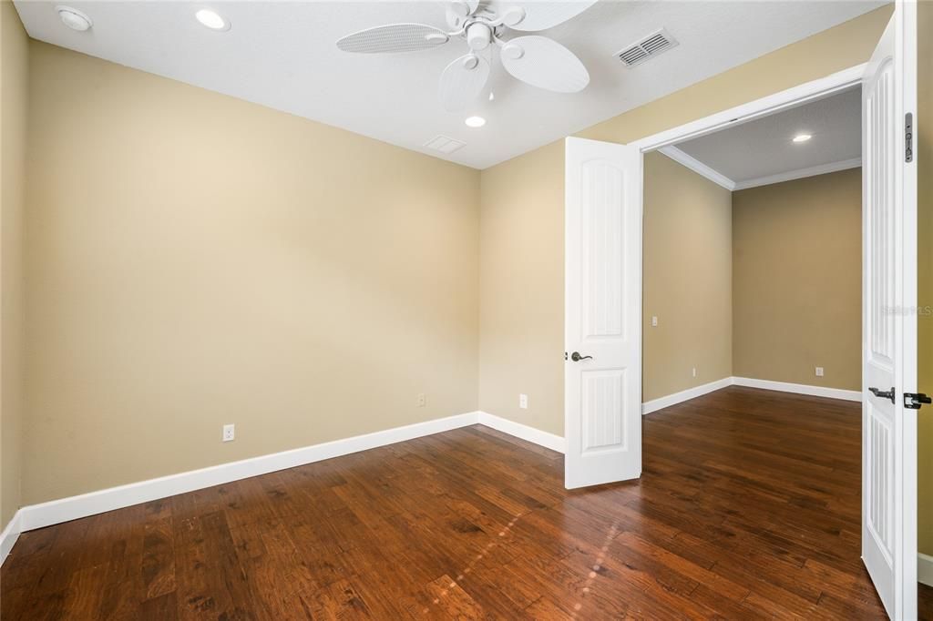 For Sale: $759,900 (4 beds, 3 baths, 2425 Square Feet)