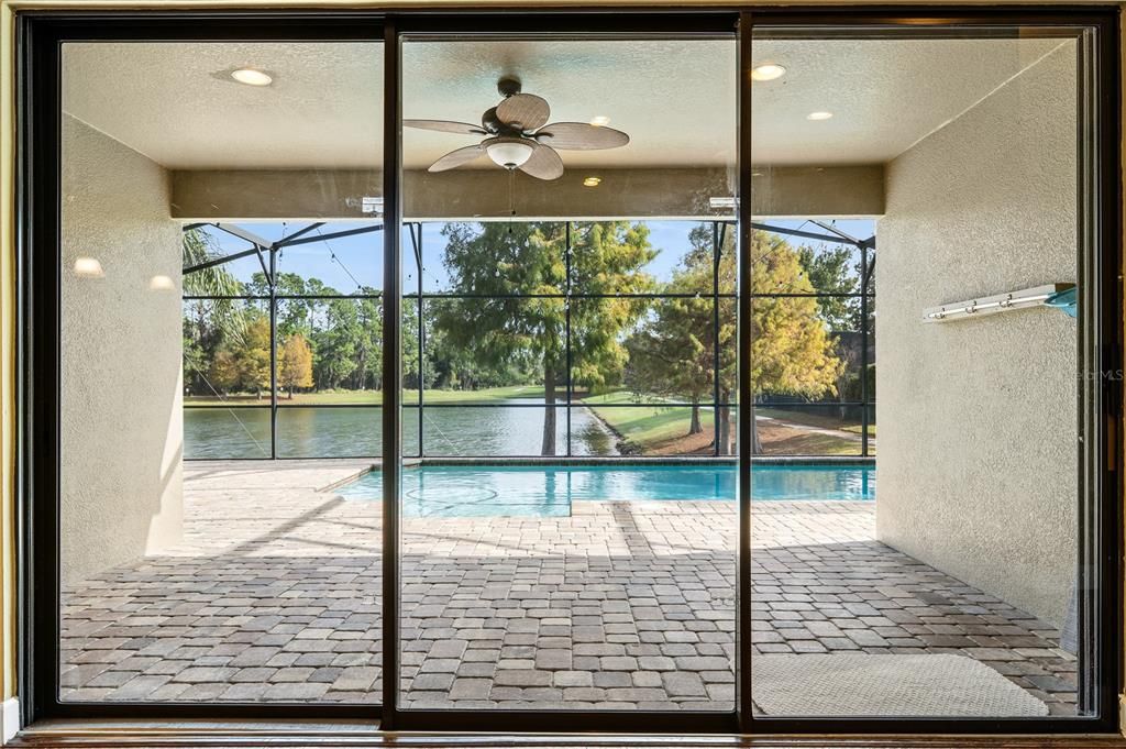 For Sale: $759,900 (4 beds, 3 baths, 2425 Square Feet)