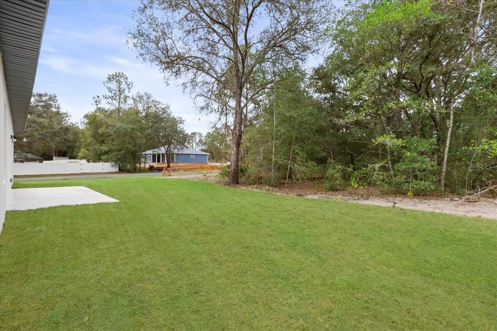 待售: $310,000 (4 贝兹, 2 浴室, 1833 平方英尺)