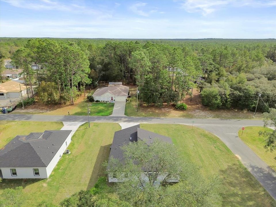 待售: $310,000 (4 贝兹, 2 浴室, 1833 平方英尺)