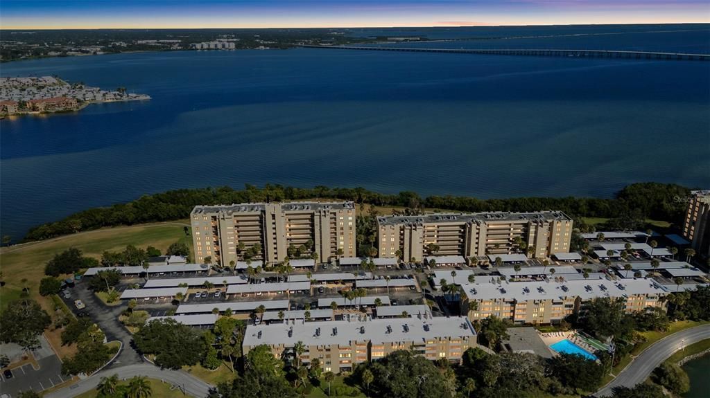 For Sale: $98,000 (1 beds, 1 baths, 565 Square Feet)