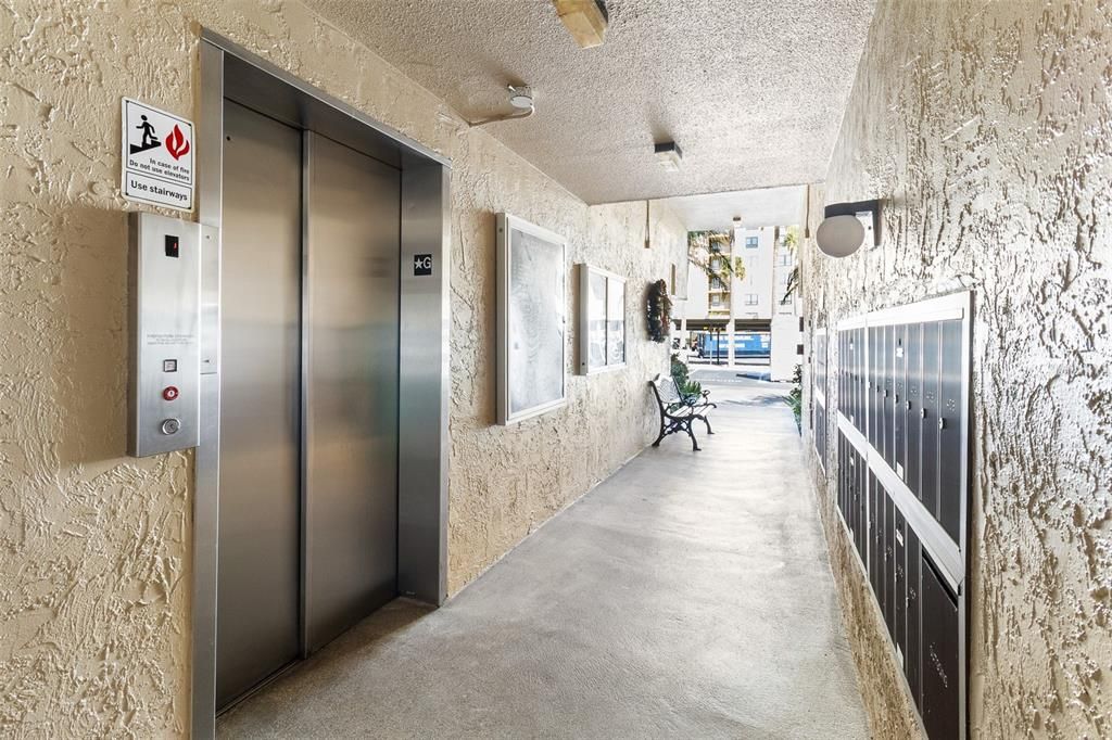 For Sale: $98,000 (1 beds, 1 baths, 565 Square Feet)