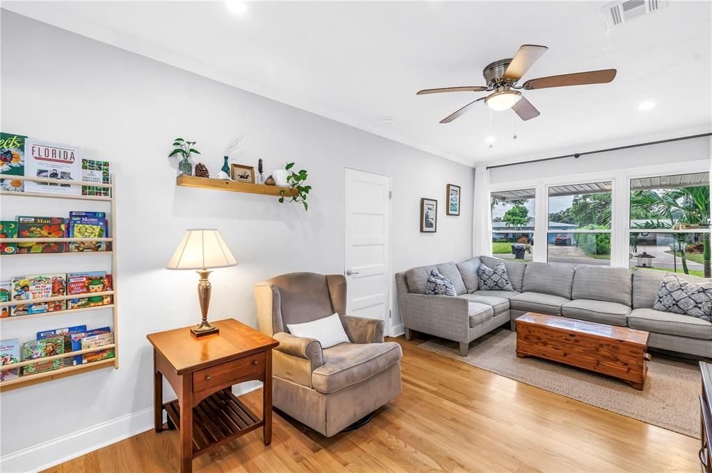 出租: $3,300 (4 贝兹, 2 浴室, 1541 平方英尺)